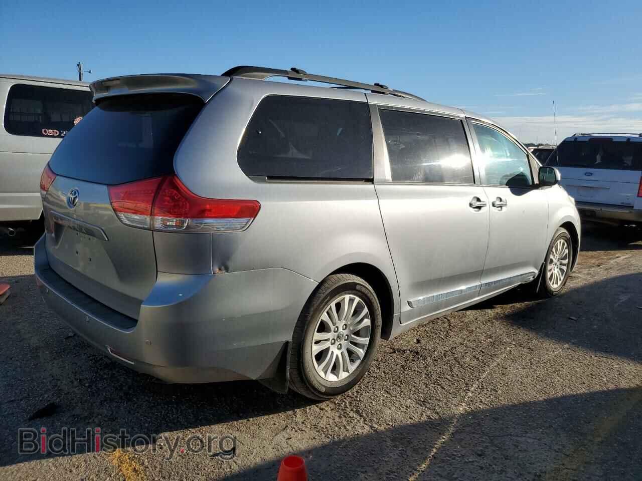 2013 TOYOTA All Models - VIN: 5TDYK3DC8DS307308 - Photo 3