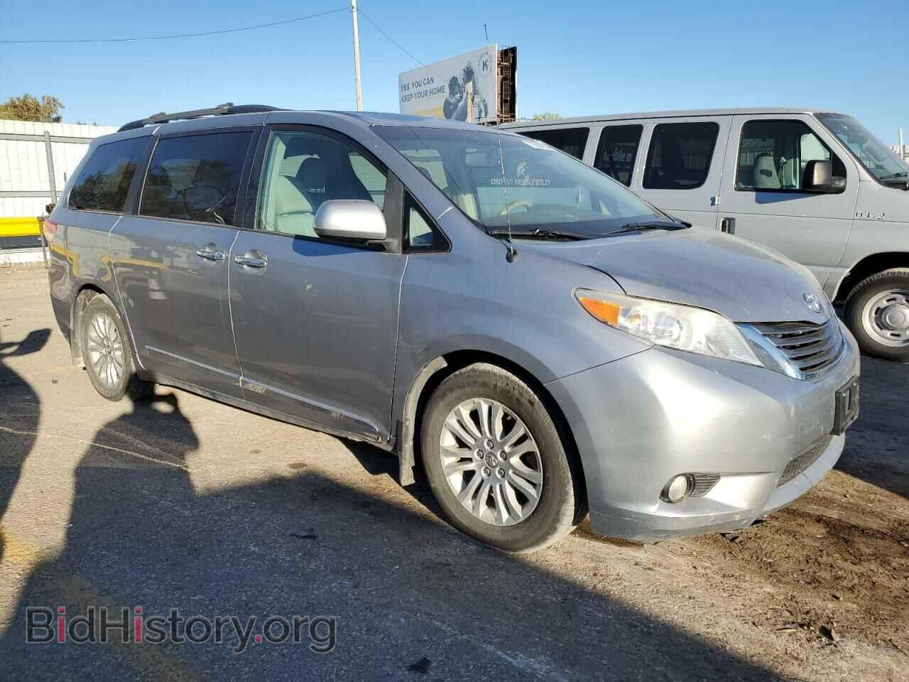 2013 TOYOTA All Models - VIN: 5TDYK3DC8DS307308 - Photo 4