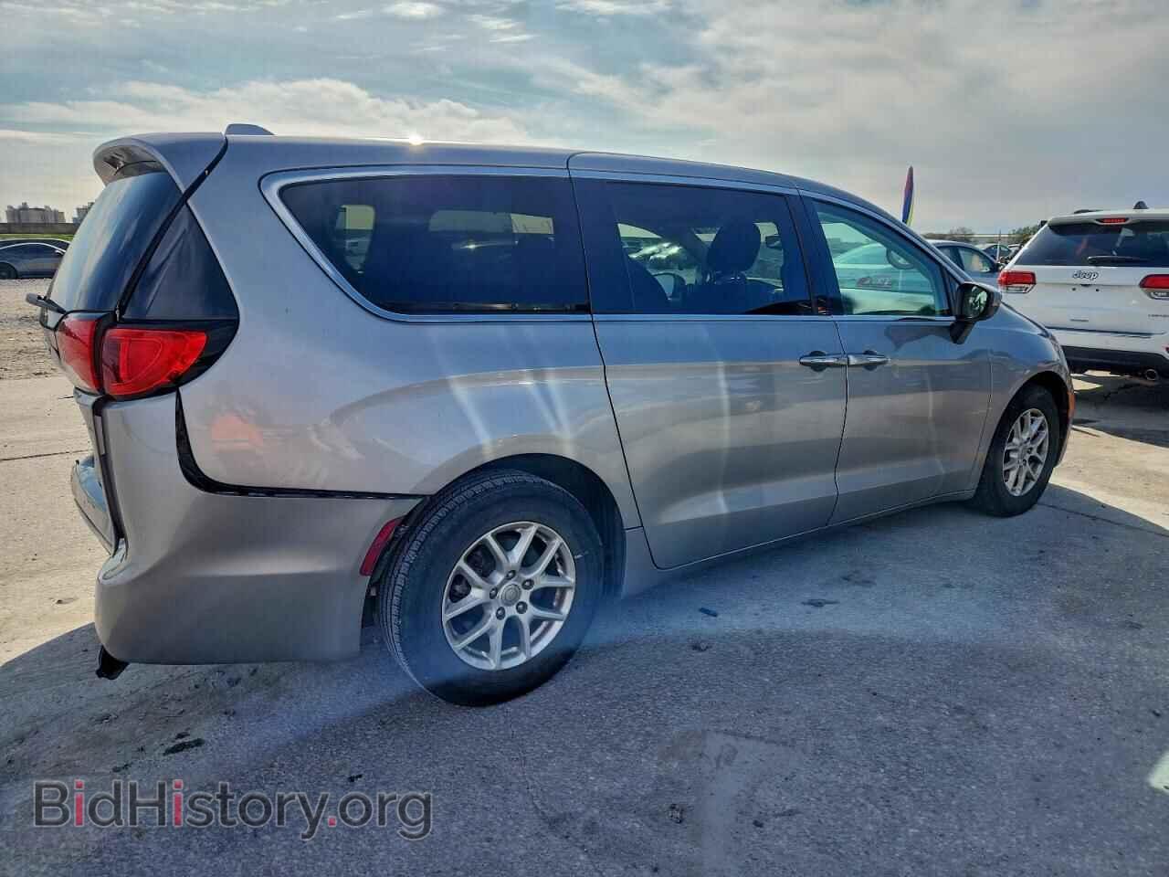 2017 CHRYSLER PACIFICA - VIN: 2C4RC1BG8HR753307 - Фото 3