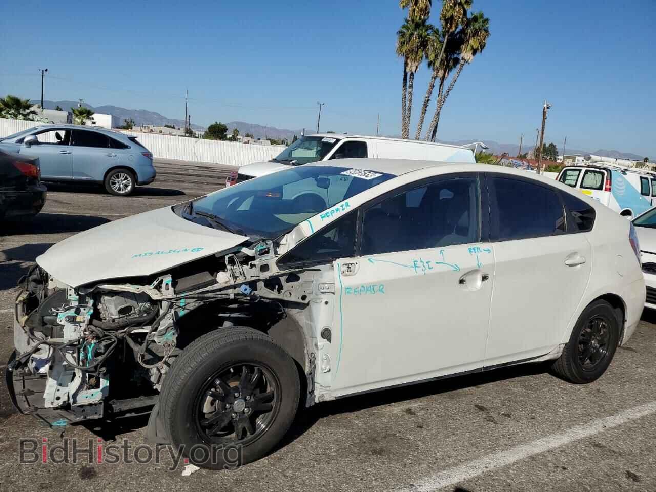 Фотография JTDKN3DU1E1735581 - TOYOTA PRIUS 2014