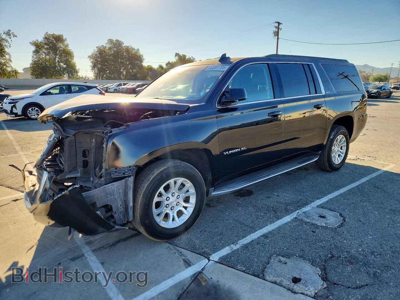 2017 GMC YUKON - VIN: 1GKS2FKC4HR214398 - Photo 2
