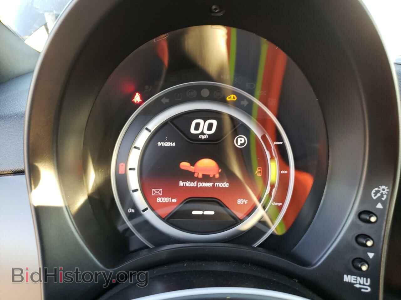 2015 FIAT 500 - VIN: 3C3CFFGEXFT561600 - Фото 9