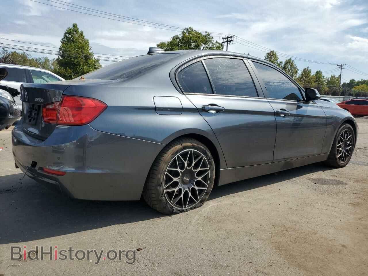 2013 BMW 3 SERIES - VIN: WBA3B3C52DF533418 - Фото 3