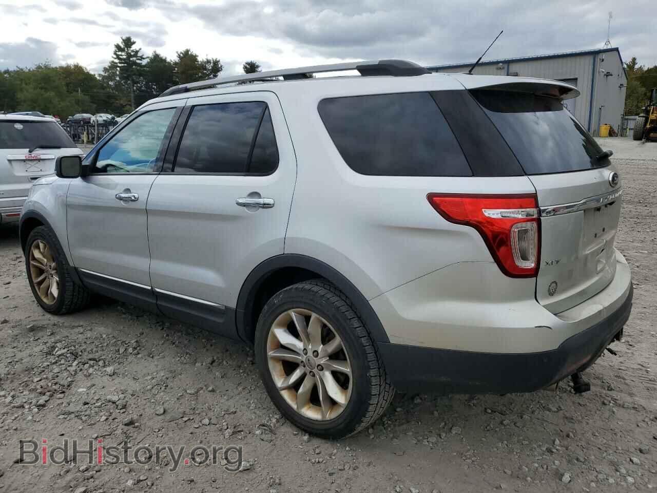 2011 FORD EXPLORER - VIN: 1FMHK8D85BGA74757 - Фото 2
