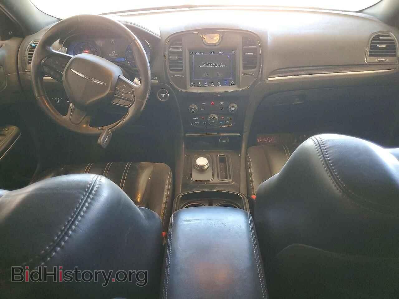 2019 CHRYSLER 300 - VIN: 2C3CCABG5KH515325 - Фото 8