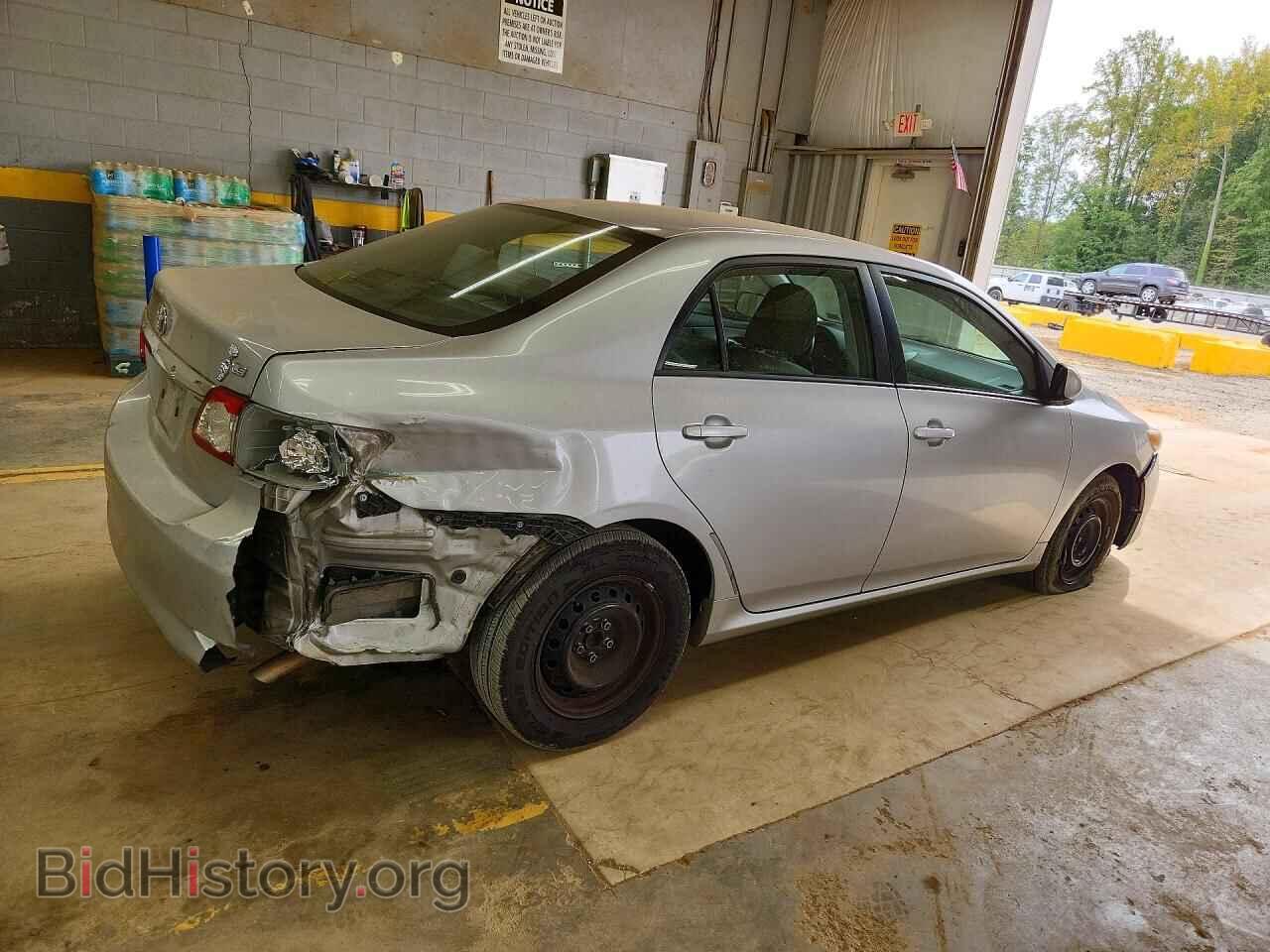 2011 TOYOTA COROLLA - VIN: 2T1BU4EE9BC551979 - Фото 3