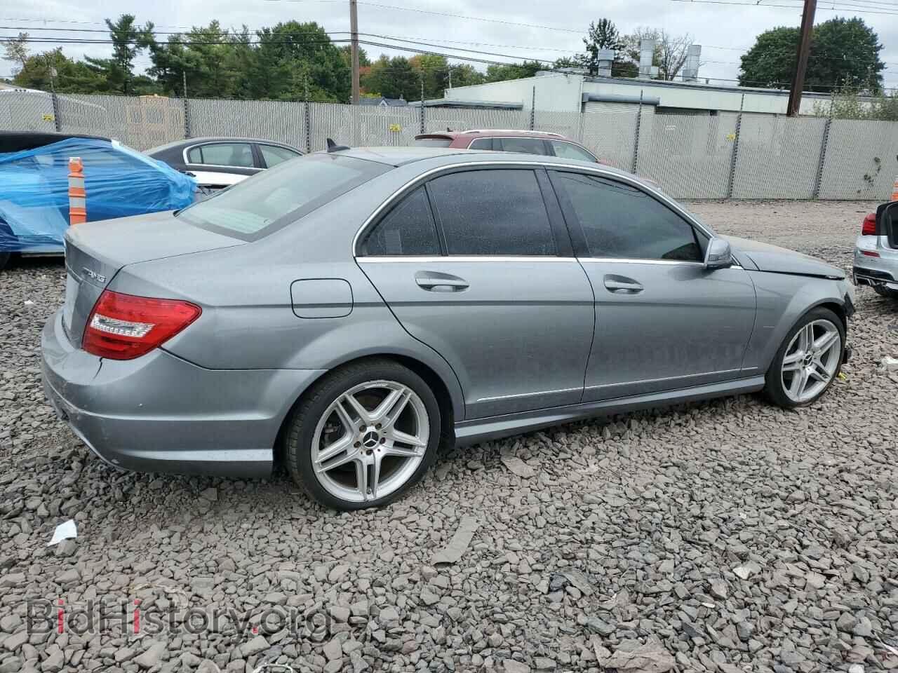 2012 MERCEDES-BENZ C-CLASS - VIN: WDDGF4HB1CA605501 - Фото 3