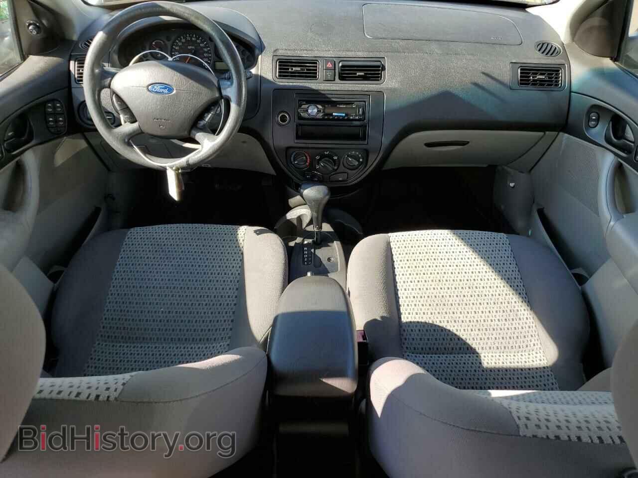 2006 FORD FOCUS - VIN: 1FAHP34N16W253863 - Фото 8