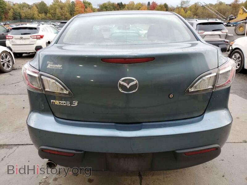 2011 Mazda 3 (VIN JM1BL1UG2B1497630) — photo 6 of 12