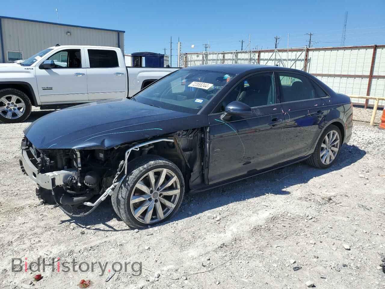 Фотография WAUKMAF40JA221667 - AUDI A4 2018