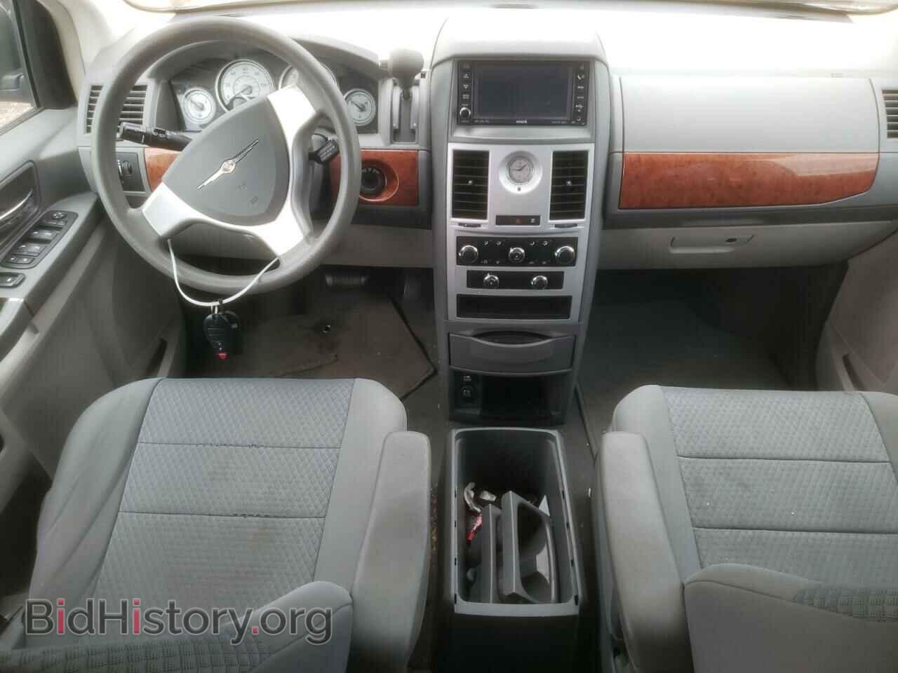 2009 CHRYSLER MINIVAN - VIN: 2A8HR44E29R630183 - Фото 8