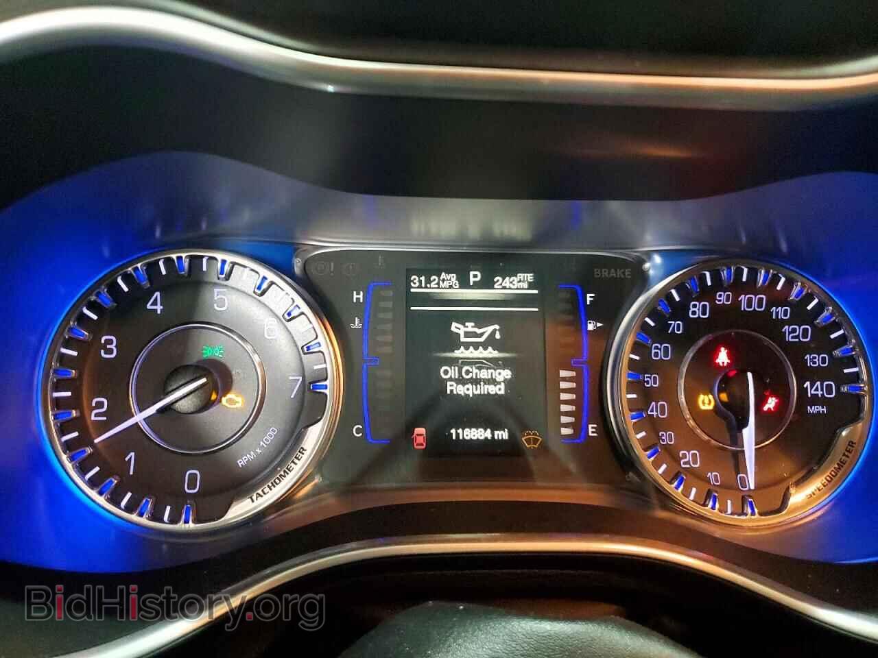 2016 CHRYSLER 200 - VIN: 1C3CCCAB9GN112710 - Фото 9