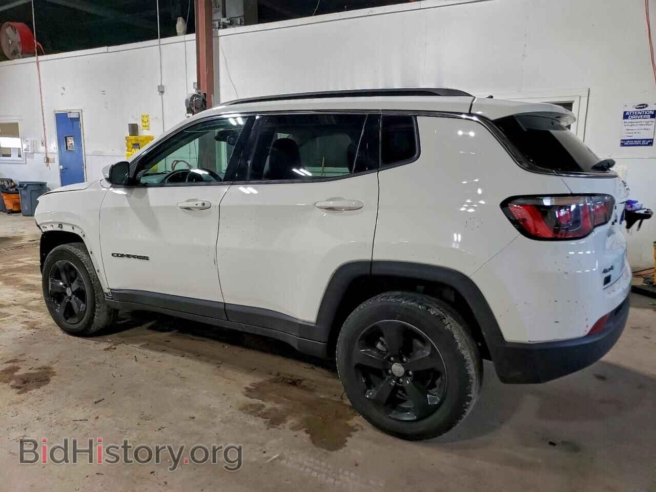 2018 JEEP COMPASS - VIN: 3C4NJDBB9JT333522 - Фото 2