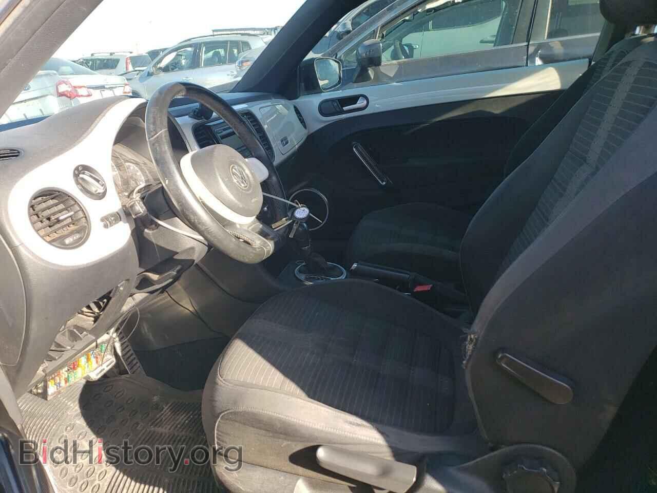 2012 VOLKSWAGEN BEETLE - VIN: 3VWVA7ATXCM605419 - Фото 7