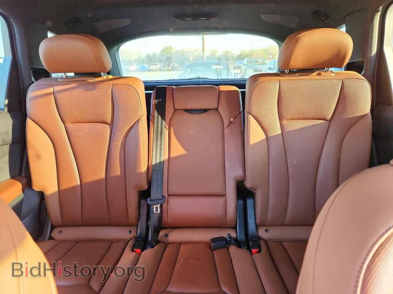 2020 AUDI Q7 - VIN: WA1LXAF70LD005709 - Photo 10