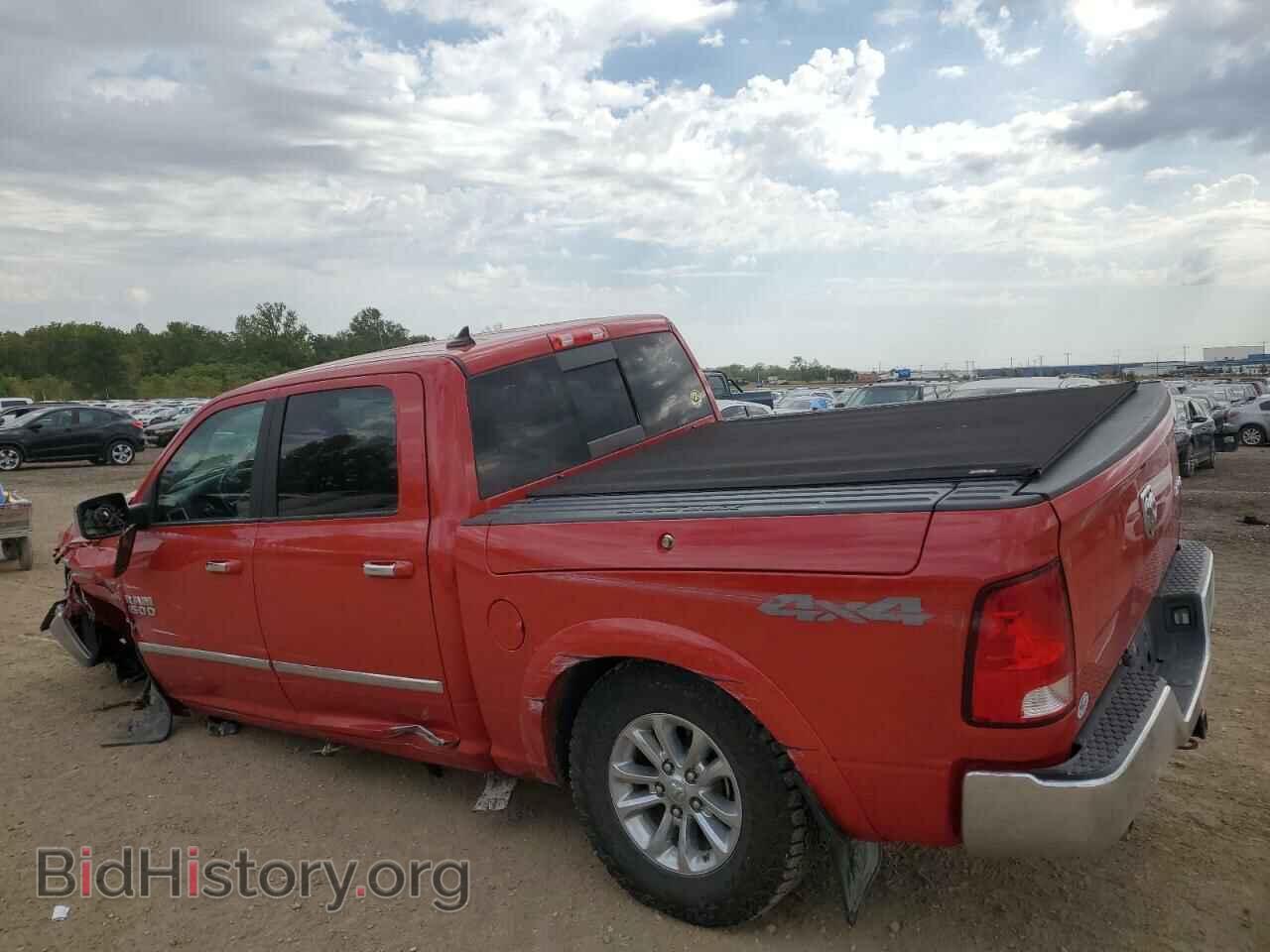2018 RAM 1500 - VIN: 1C6RR7LT1JS168870 - Photo 2