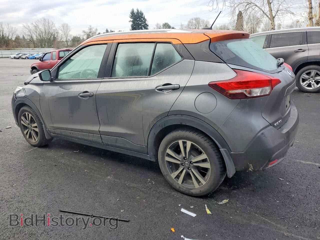 2019 NISSAN KICKS - VIN: 3N1CP5CU8KL562824 - Фото 2