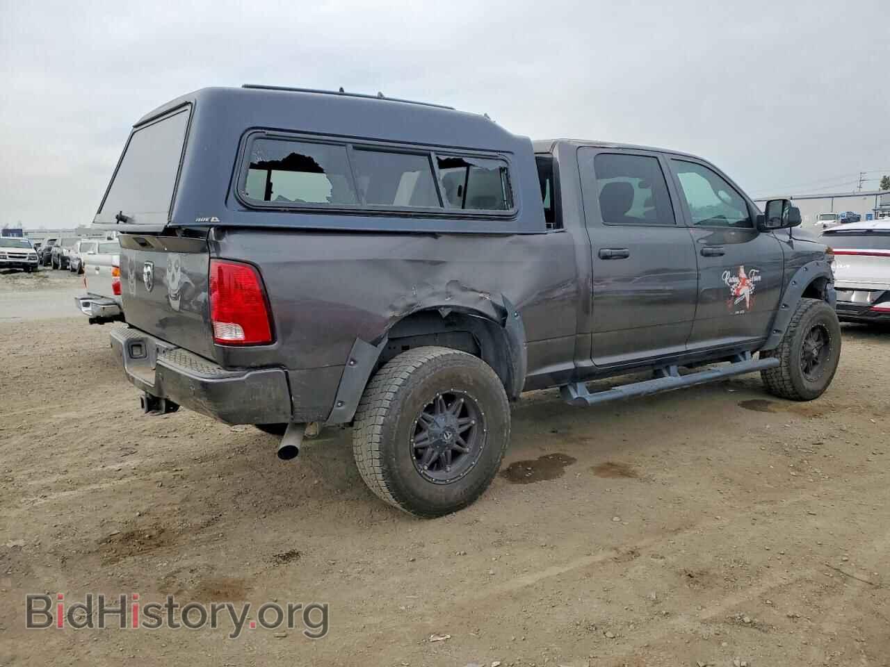 2017 RAM All Models - VIN: 3C6UR5CJ0HG630527 - Photo 3