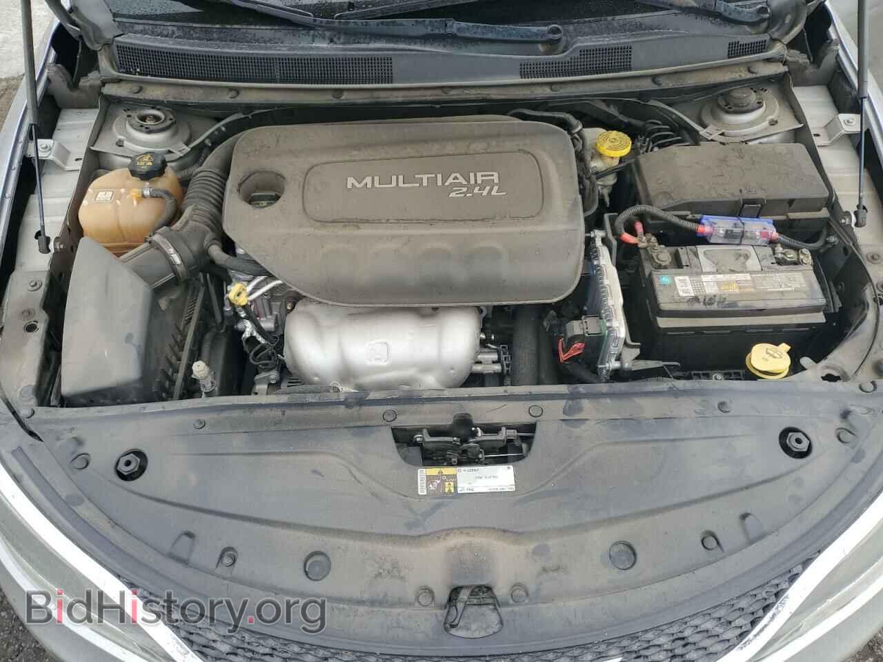 2015 CHRYSLER 200 - VIN: 1C3CCCAB2FN637395 - Фото 11