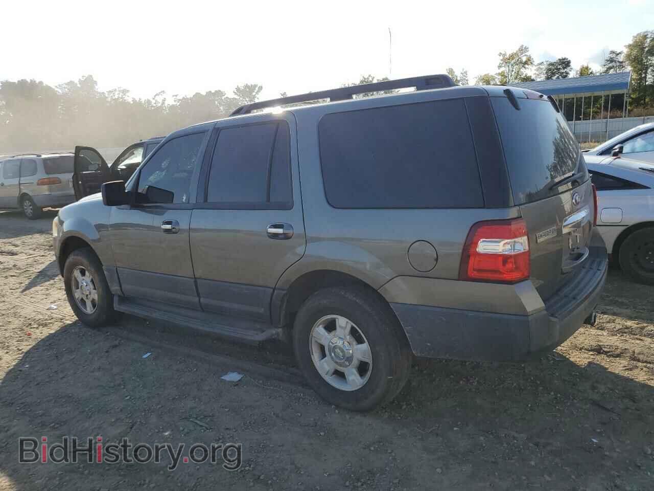 2011 FORD EXPEDITION - VIN: 1FMJU1F50BEF32688 - Фото 2