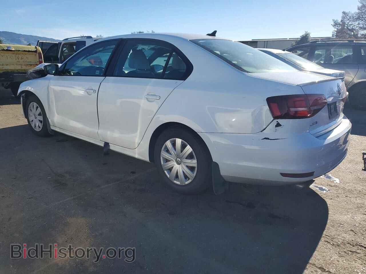 2017 VOLKSWAGEN JETTA - VIN: 3VWD17AJ0HM301579 - Фото 2