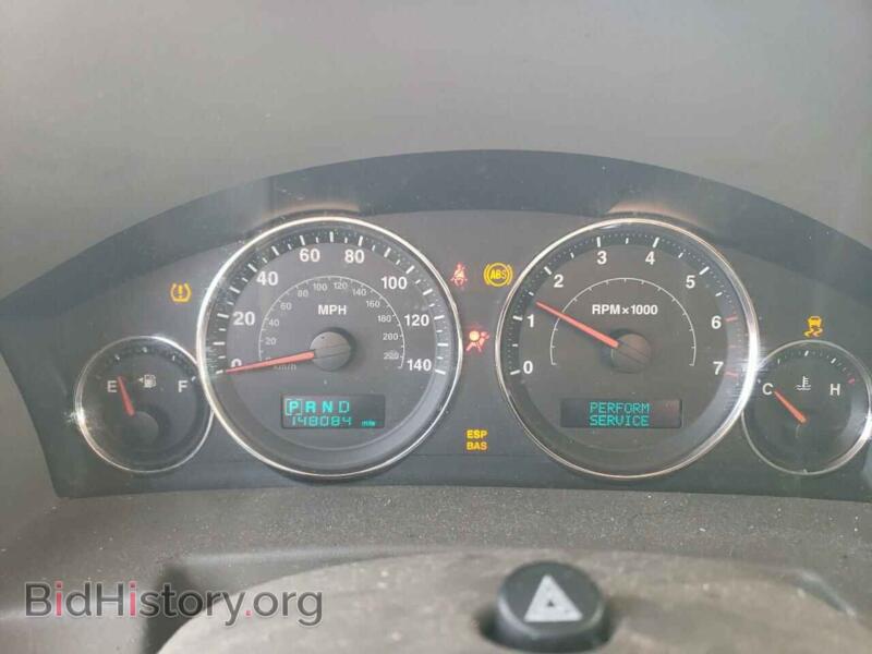 2007 Jeep COMMANDER (VIN 1J8HH48K97C636006) — photo 9 of 14