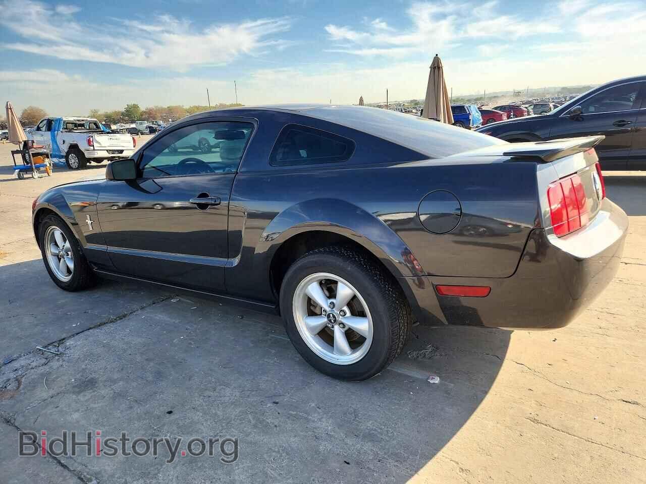 2007 FORD MUSTANG - VIN: 1ZVFT80N875207600 - Photo 2