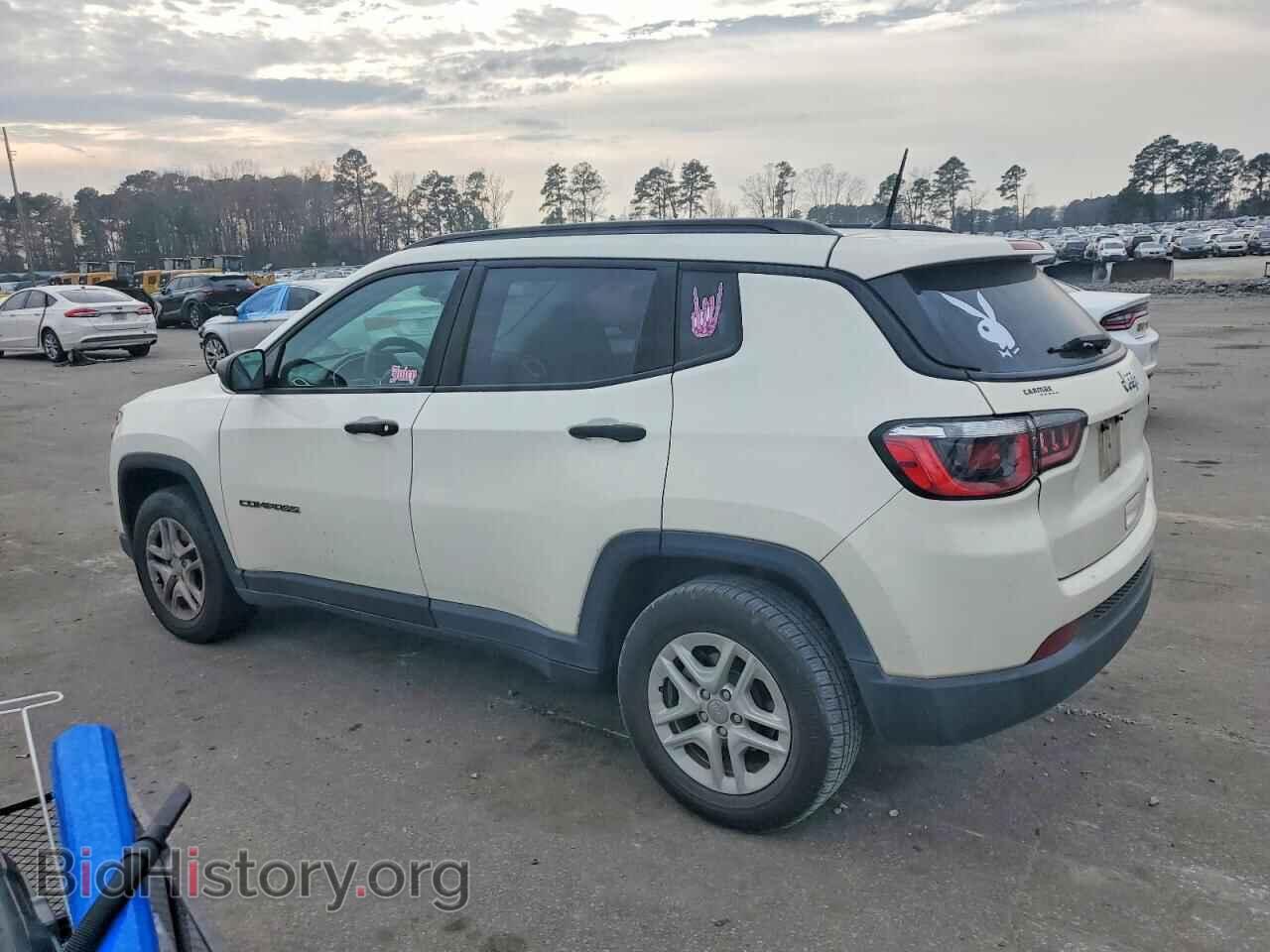 2018 JEEP COMPASS - VIN: 3C4NJCAB9JT462355 - Фото 2