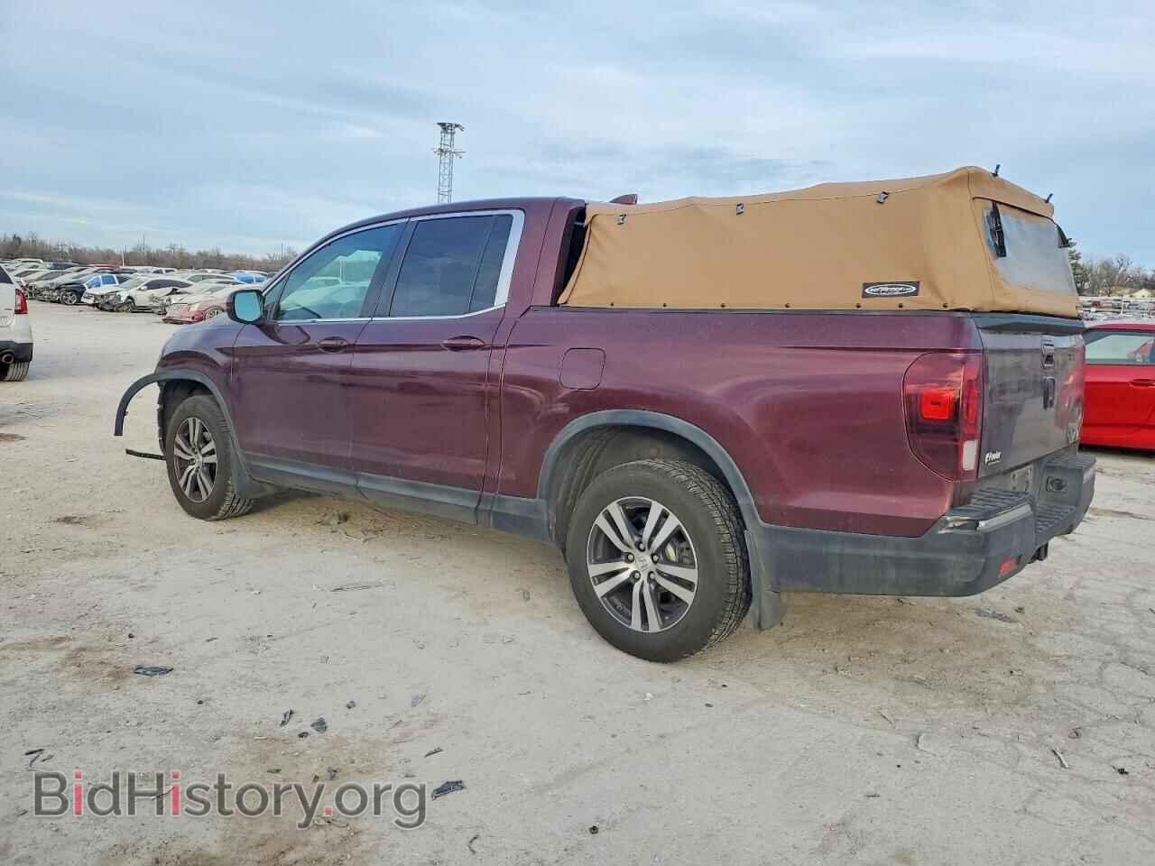 2017 HONDA RIDGELINE - VIN: 5FPYK3F47HB021392 - Photo 2