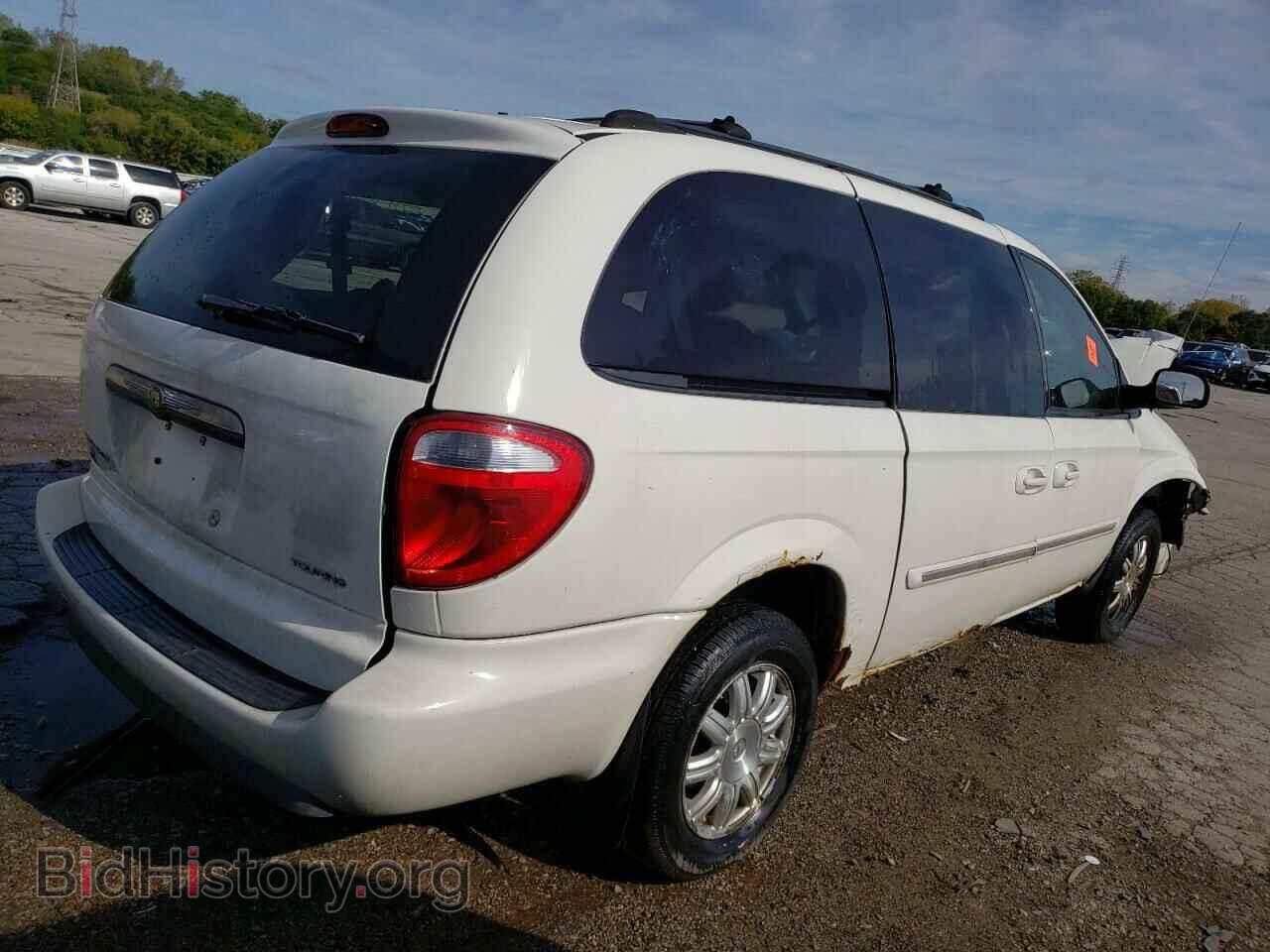 2006 CHRYSLER MINIVAN - VIN: 2A4GP54L66R634613 - Фото 3