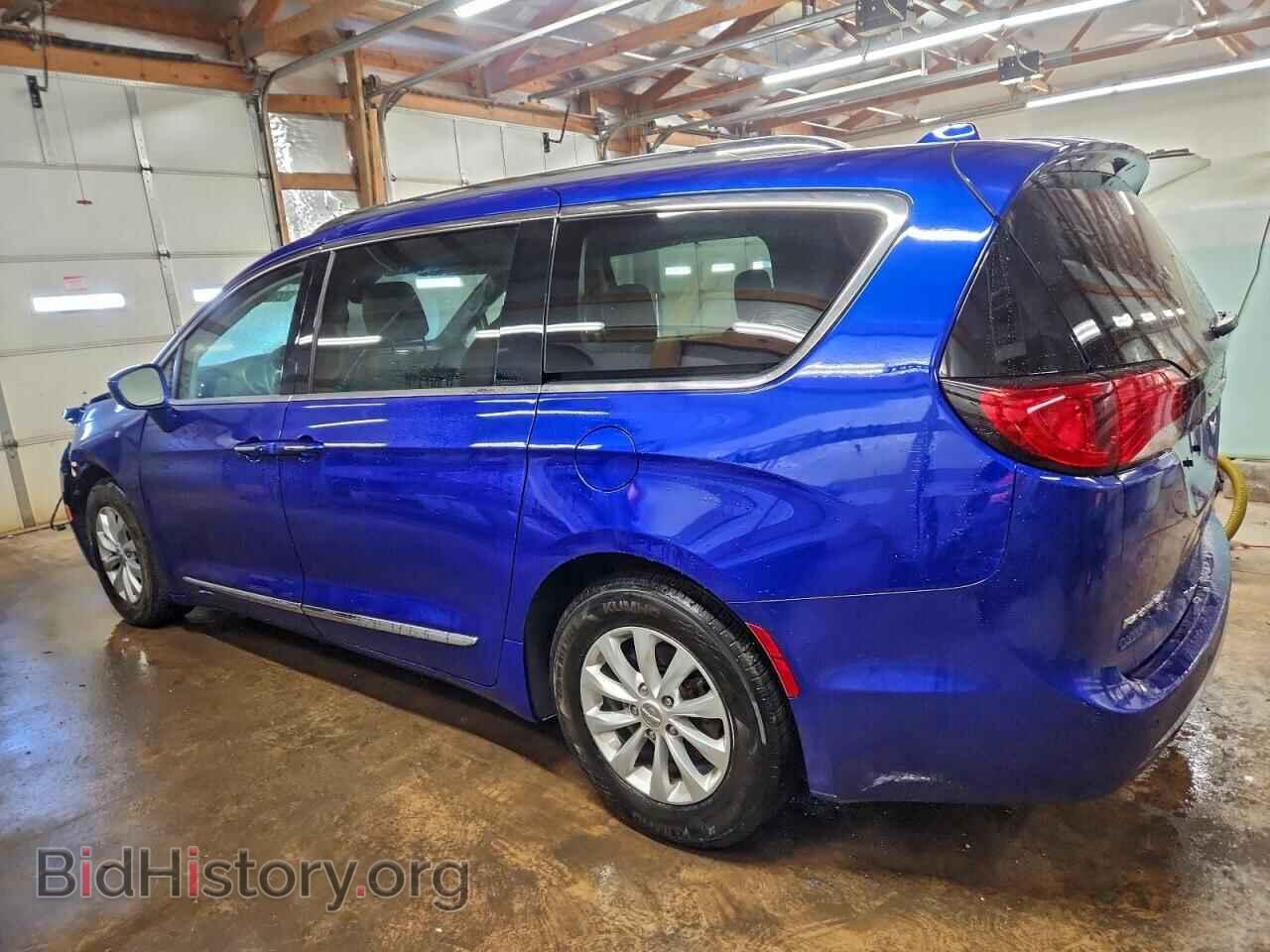 2018 CHRYSLER PACIFICA - VIN: 2C4RC1EG4JR294391 - Фото 2