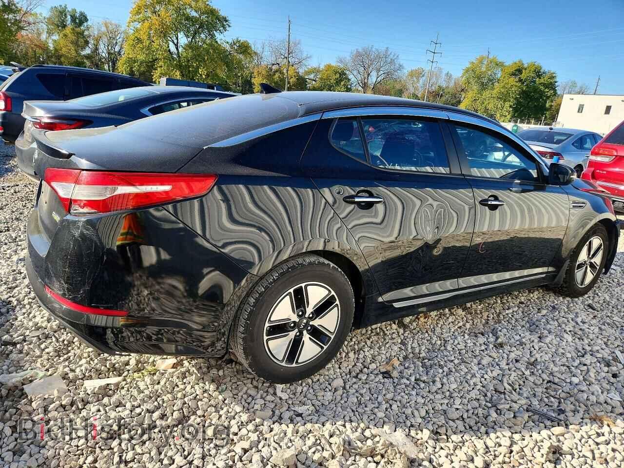 2011 KIA OPTIMA - VIN: KNAGM4AD4B5000551 - Photo 3