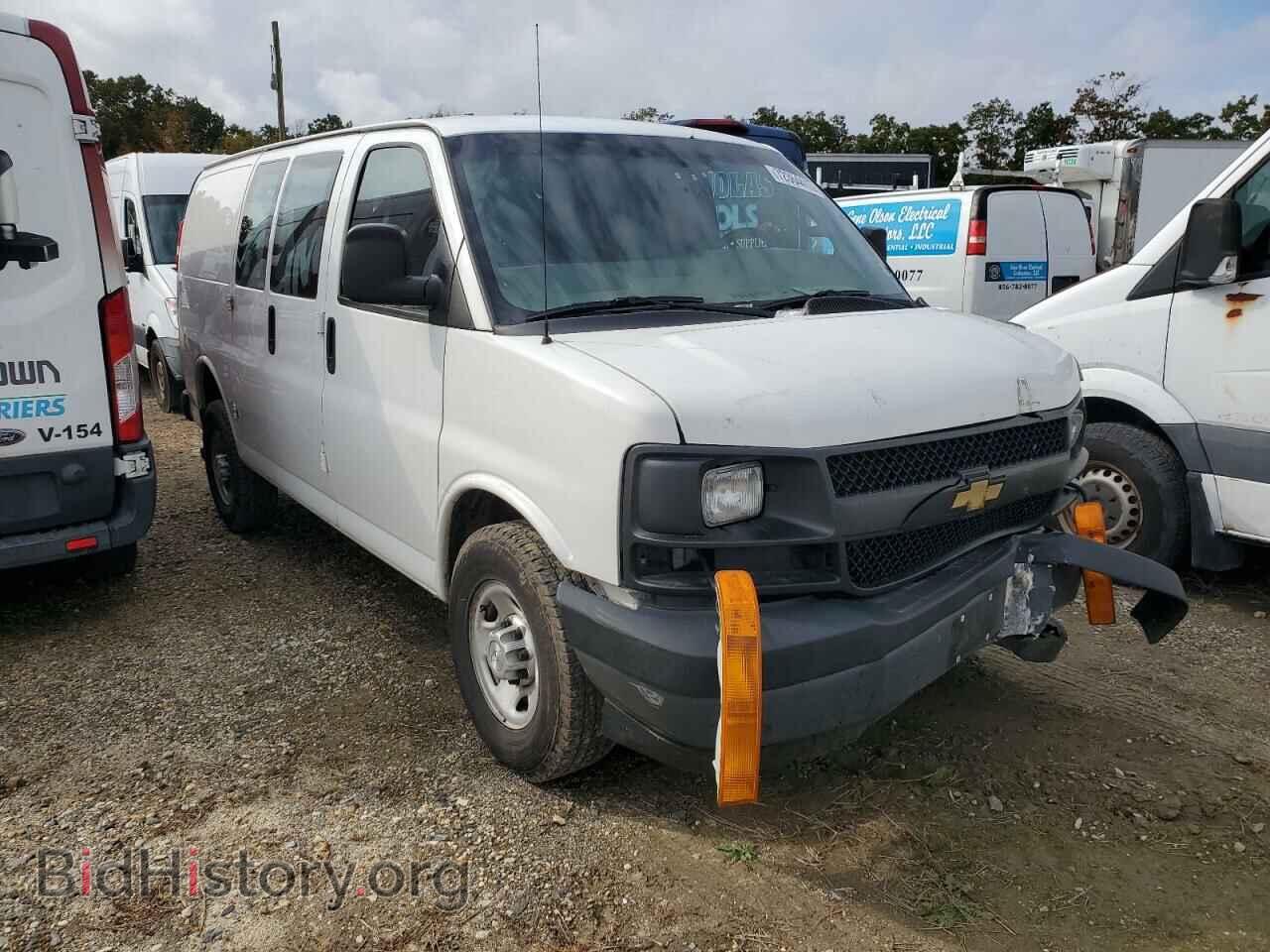 2017 CHEVROLET EXPRESS - VIN: 1GCWGAFF9H1139637 - Фото 4