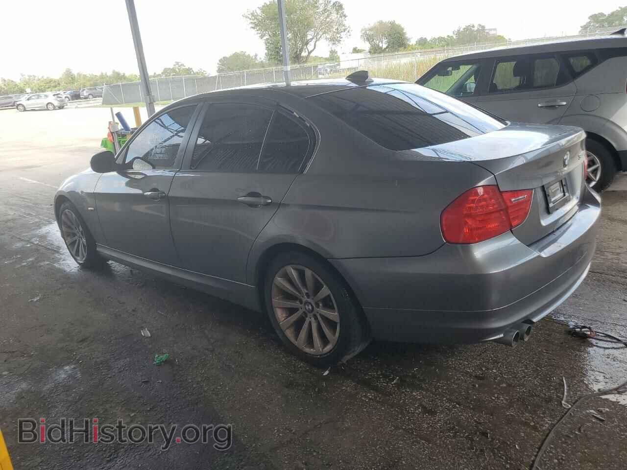 2011 BMW 3 SERIES - VIN: WBAPH7C57BE676858 - Фото 2