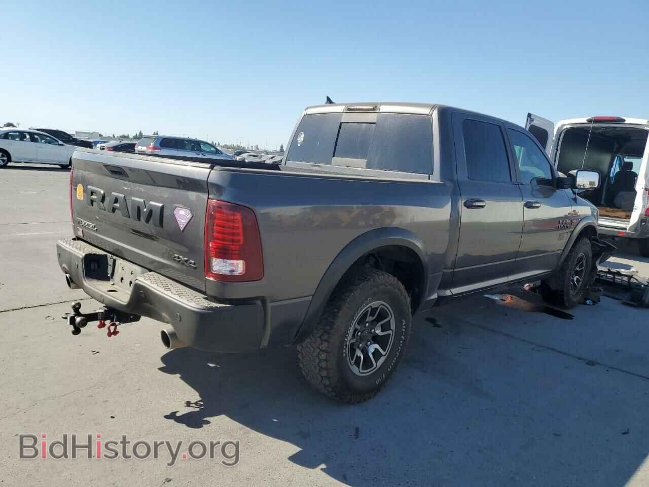 2018 RAM 1500 - VIN: 1C6RR7YT7JS159471 - Фото 3