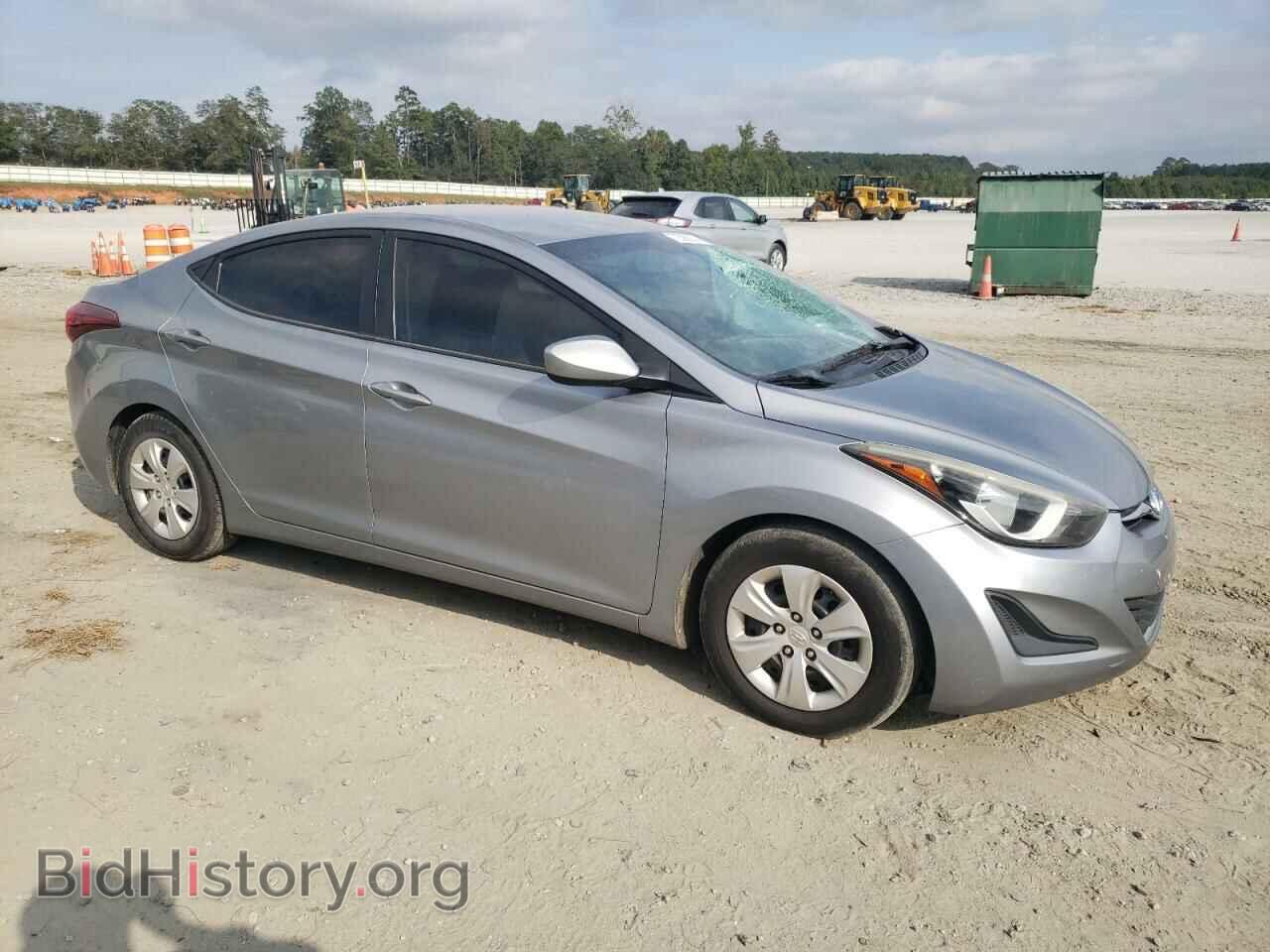 2016 HYUNDAI ELANTRA - VIN: 5NPDH4AE7GH763528 - Фото 4
