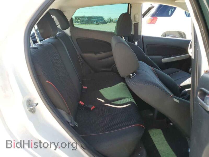 2013 Mazda 2 (VIN JM1DE1LZXD0161741) — фото 10 из 12