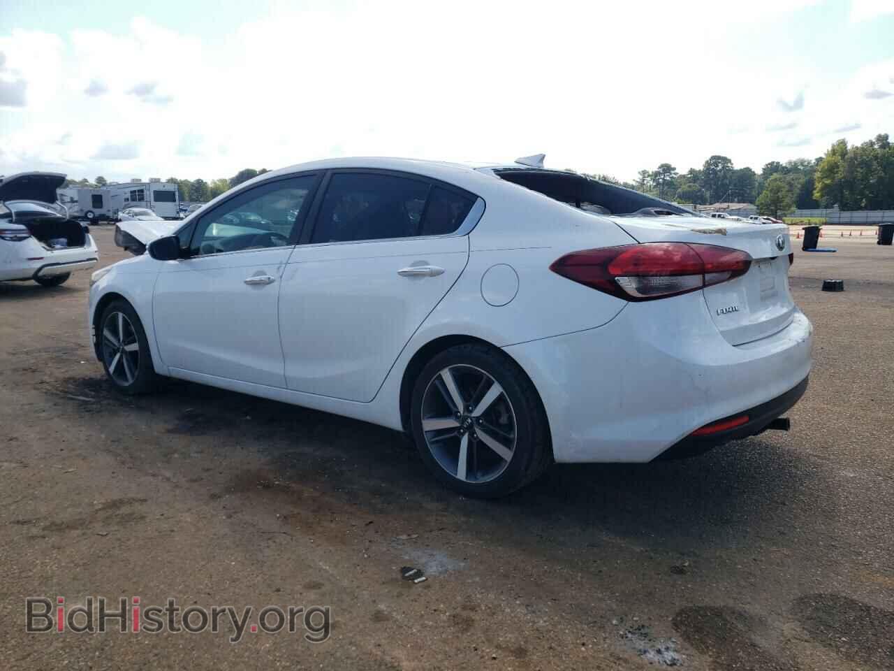 2017 KIA FORTE - VIN: 3KPFL4A81HE090520 - Фото 2