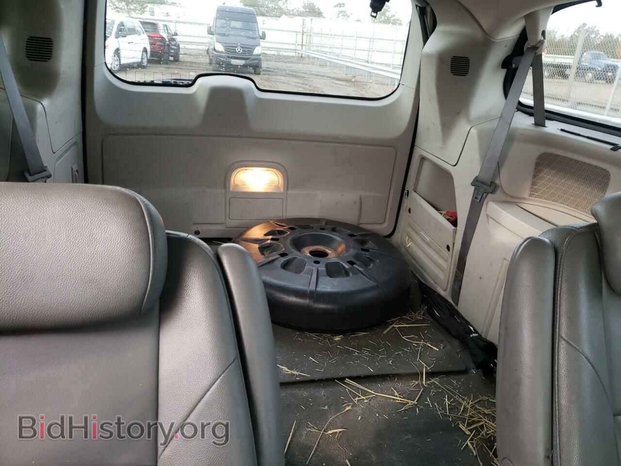2008 CHRYSLER MINIVAN - VIN: 2A8HR54P28R765489 - Фото 10