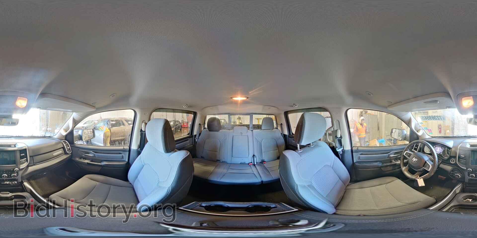 2020 RAM 1500 - VIN: 1C6SRFFT8LN132621 - Photo 14