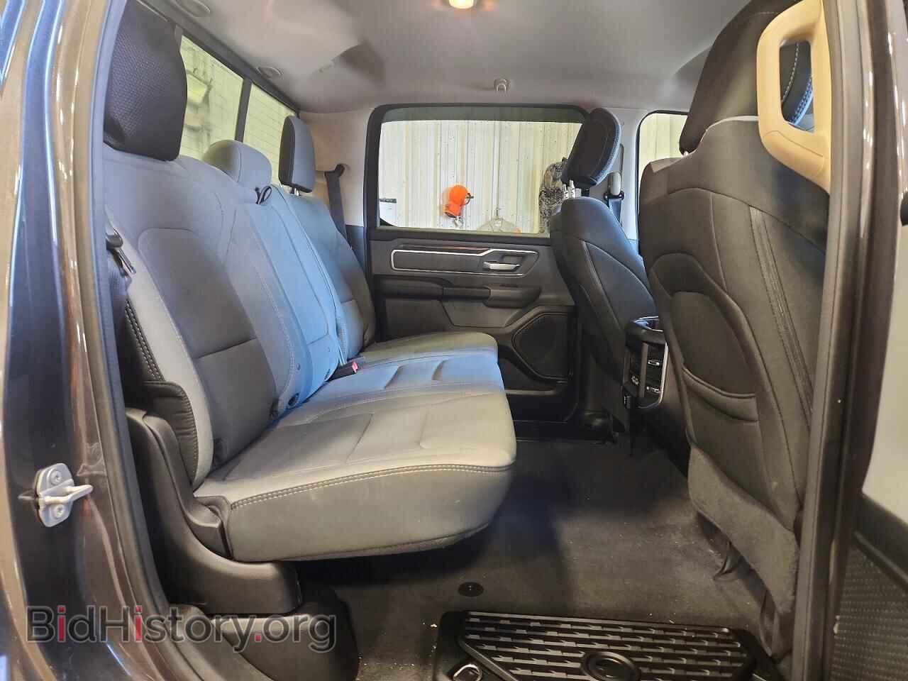2020 RAM 1500 - VIN: 1C6SRFFT8LN132621 - Photo 10