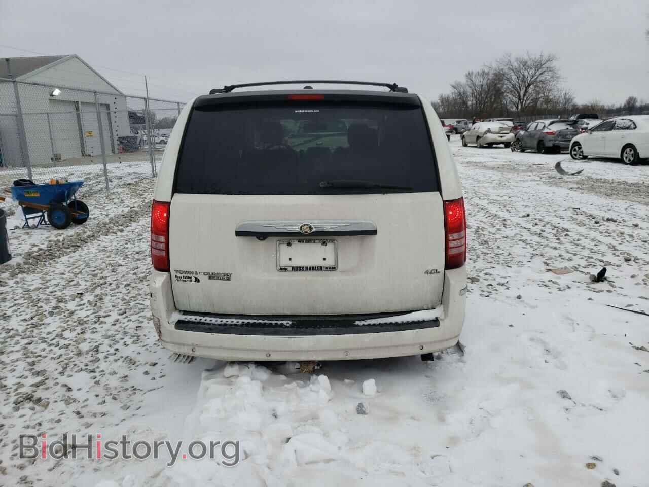 2008 CHRYSLER MINIVAN - VIN: 2A8HR64X58R837677 - Фото 6