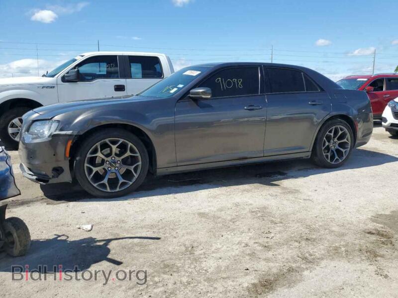 2017 Chrysler 300 300 S (VIN 2C3CCABG3HH577122) — фото 1 из 12, Copart, повреждение: передняя часть