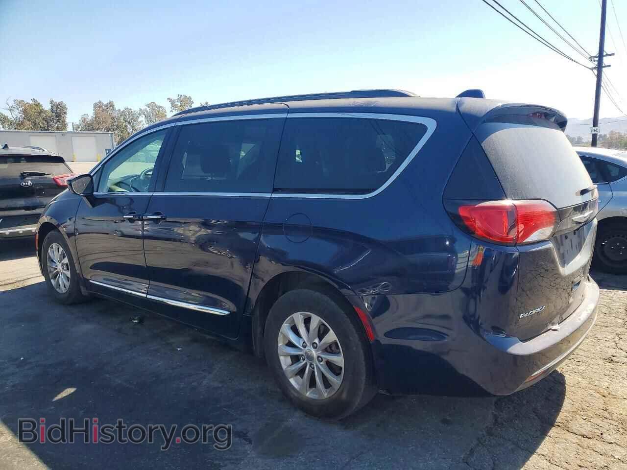 2017 CHRYSLER PACIFICA - VIN: 2C4RC1BG4HR583897 - Фото 2