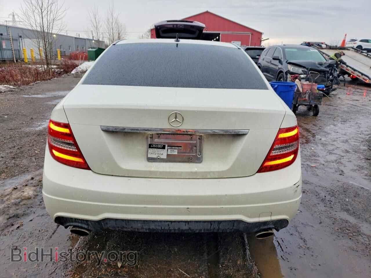 2012 MERCEDES-BENZ C-CLASS - VIN: WDDGF8FB1CA721534 - Фото 6