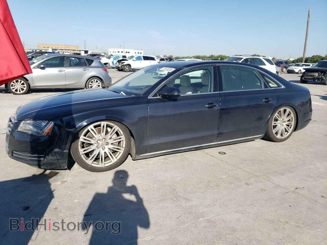 Photo WAURVAFD5CN029359 - AUDI A8 2012