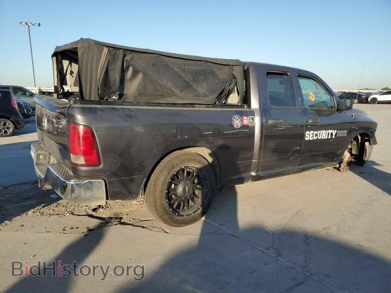 2018 RAM 1500 - VIN: 1C6RR6FG3JS266677 - Фото 3
