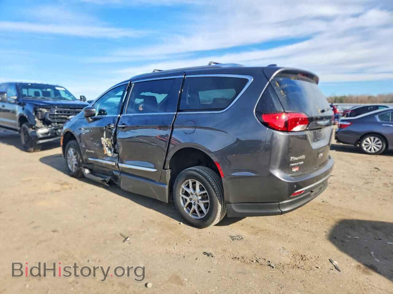2020 CHRYSLER PACIFICA - VIN: 2C4RC1BG0LR104948 - Фото 2