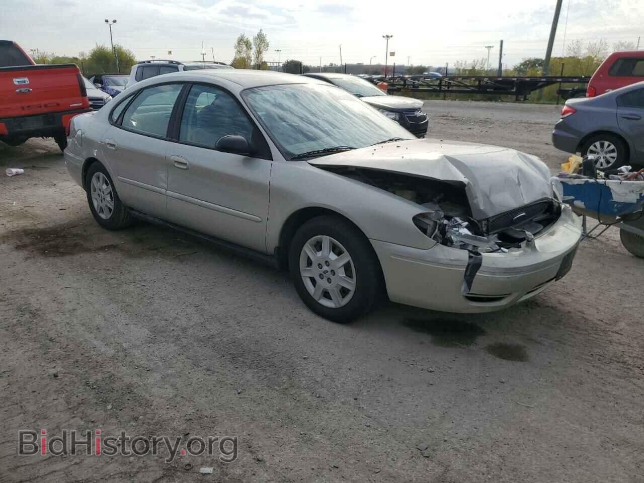 2007 FORD TAURUS - VIN: 1FAFP53U47A133548 - Фото 4