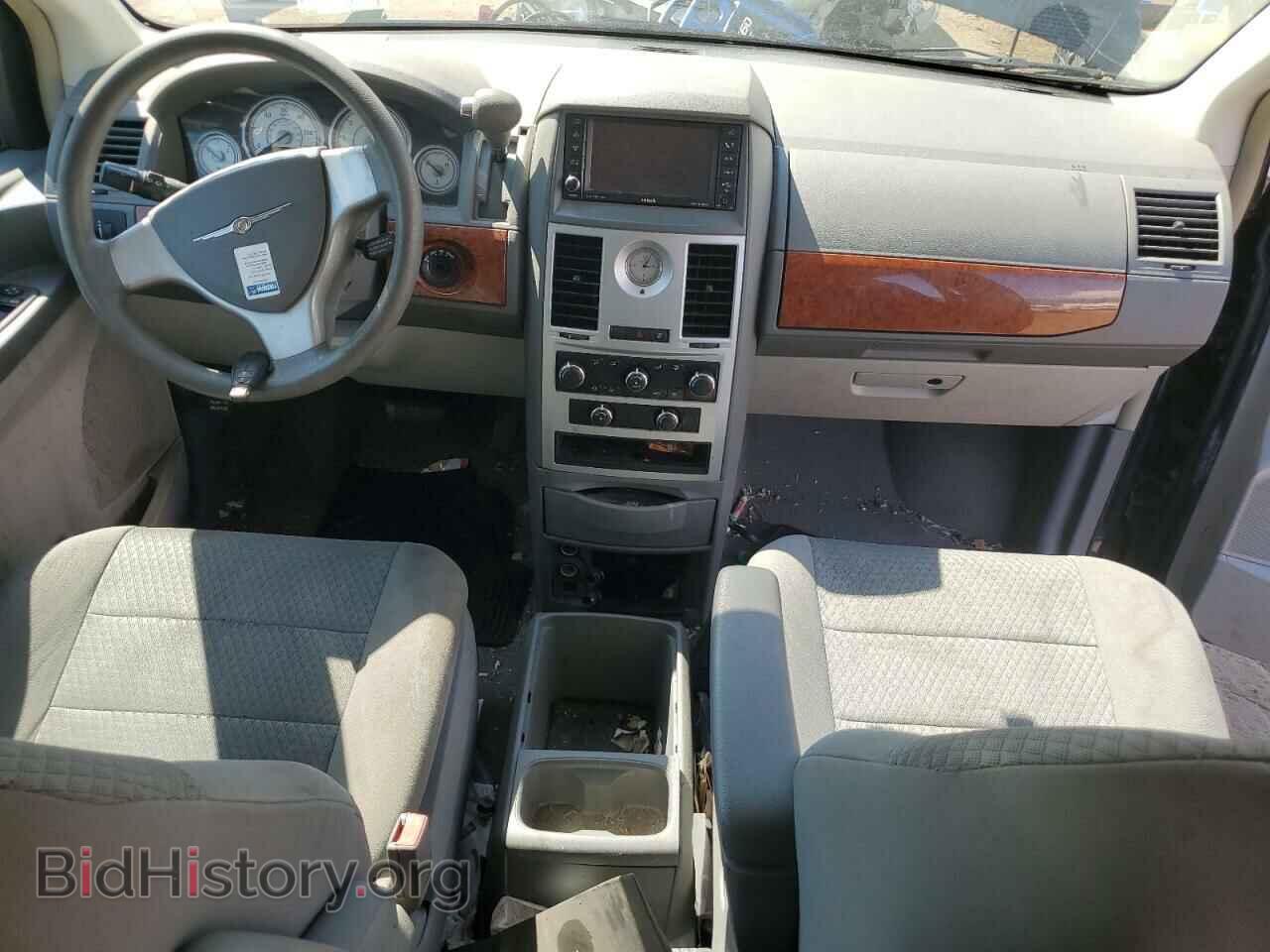 2009 CHRYSLER MINIVAN - VIN: 2A8HR44E99R558169 - Фото 8